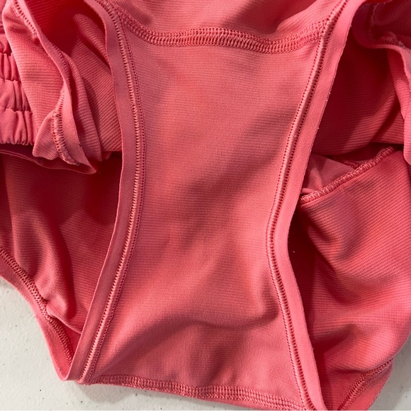 Lululemon Shorts Women’s Pink Hotty Hot Lined Run Yoga Gym 4” Inseam Sz 6 - Picture 10 of 15